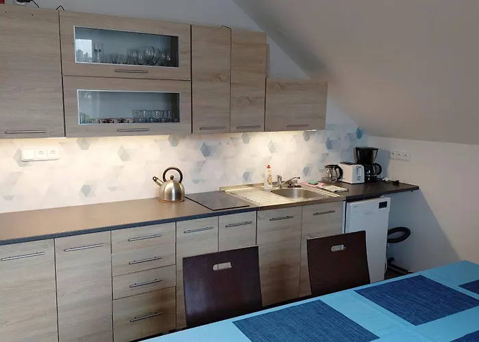 Apartmany Kousek Od Jezera